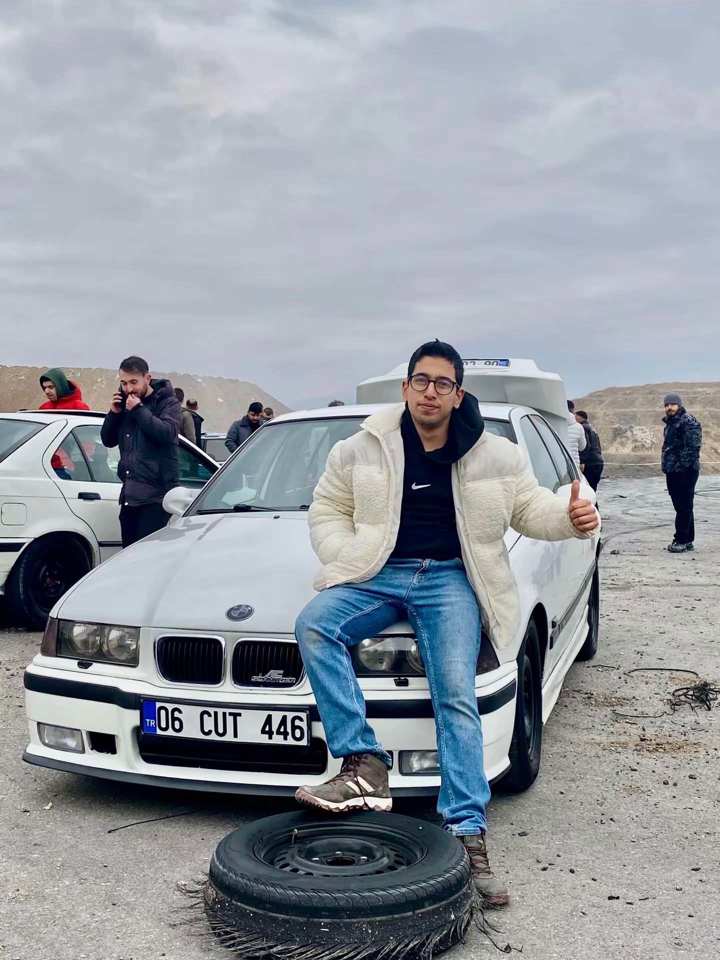 Özüm Acar